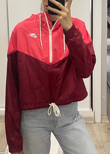Nike Renk Bloklu Kapusonlu Ruzgarlik