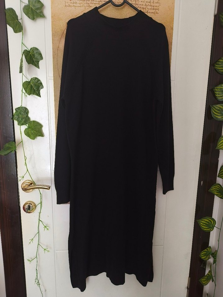 Siyah Uzun Kollu Yüksek Yakalı Triko Elbise - Görsel 2