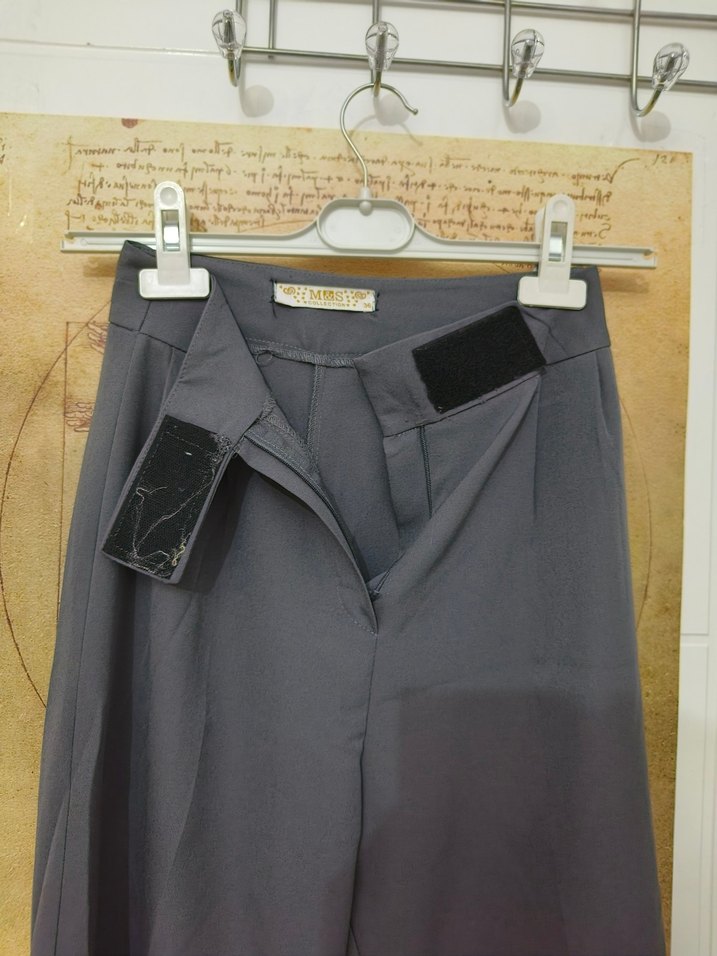 Gri Kadın Cirt Cirtli Kumaş Pantolon - Görsel 3