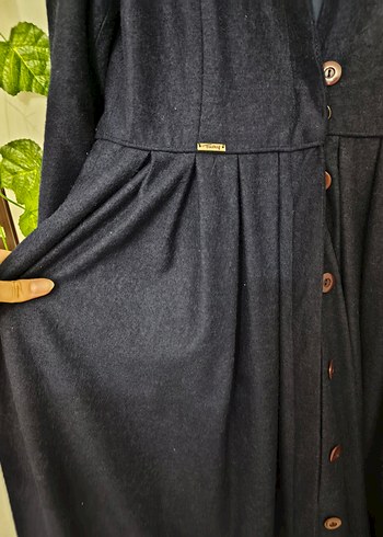 Düğmeli Lacivert Keten Kadın Uzun Kaban - Görsel 4