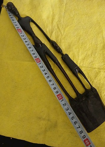 El Yapımı Siyah Ahşap Figürin - Görsel 2