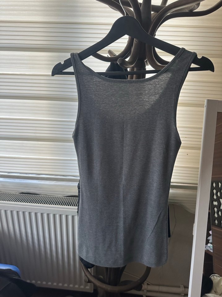 Gri Kadın Atlet - Görsel 2