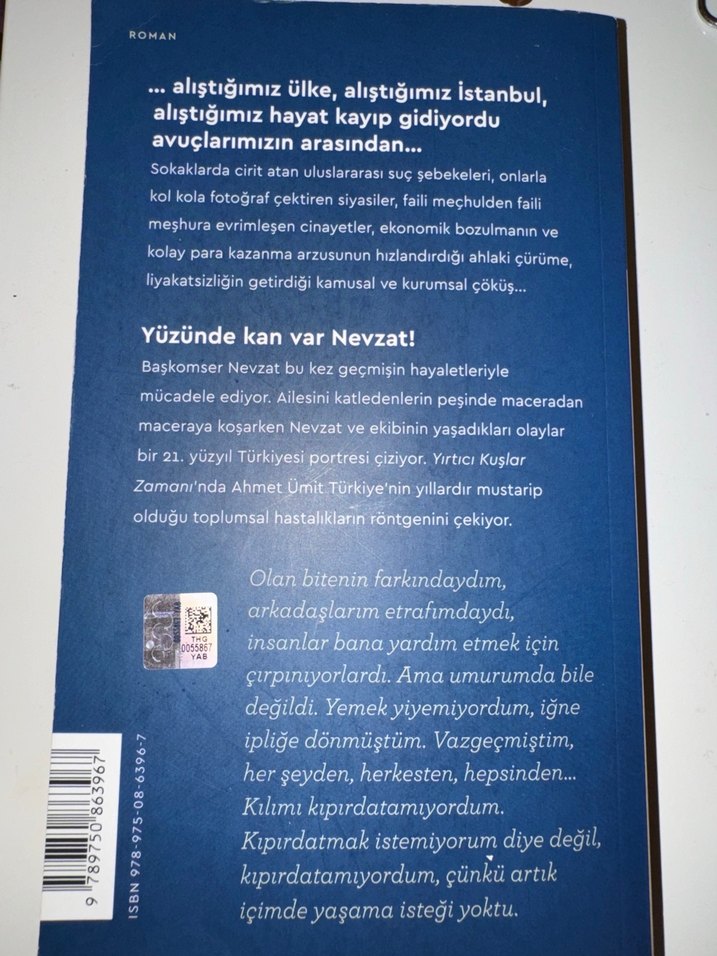 Yırtıcı Kuşlar Zamanı - Ahmet Ümit - Görsel 3