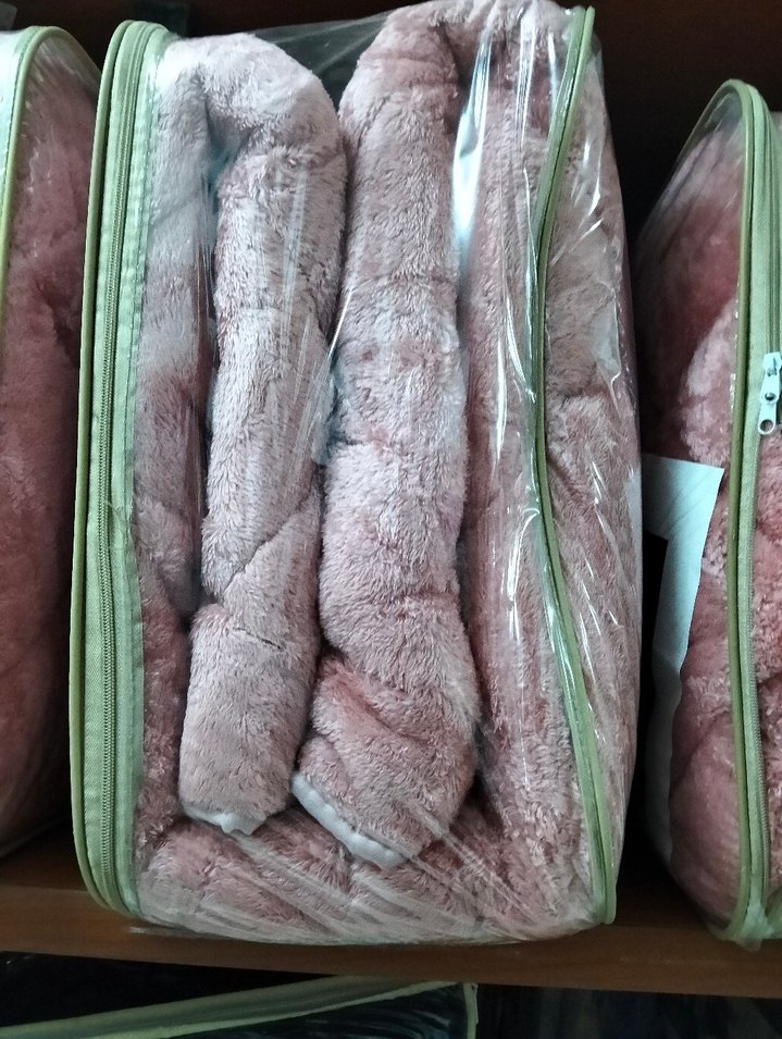 Bordo Desenli Yumuşak Welsoft Yorgan - Görsel 5