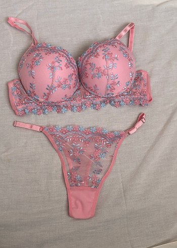 Pembe Nakışlı Bohem Sütyen Takımı - Görsel 4