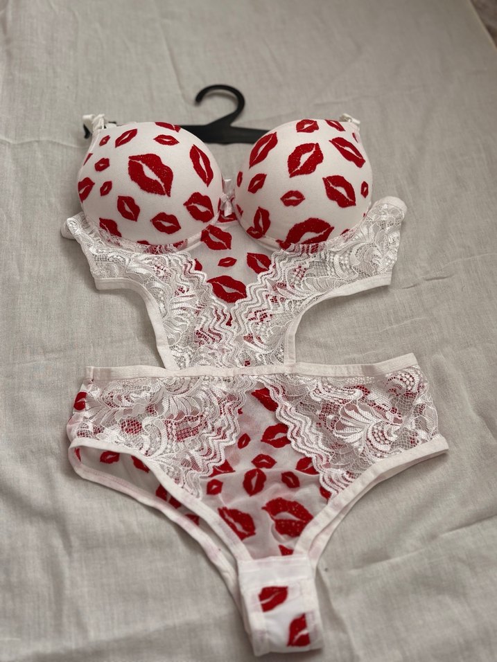 Beyaz Desenli Mini Sütyen ve Külot Takımı - Görsel 2