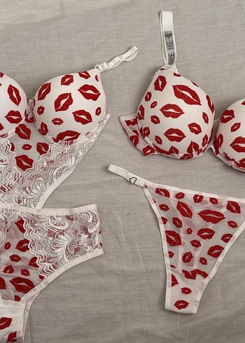 Kırmızı Baskılı Mini Sütyen ve Külot Takımı - Görsel 2