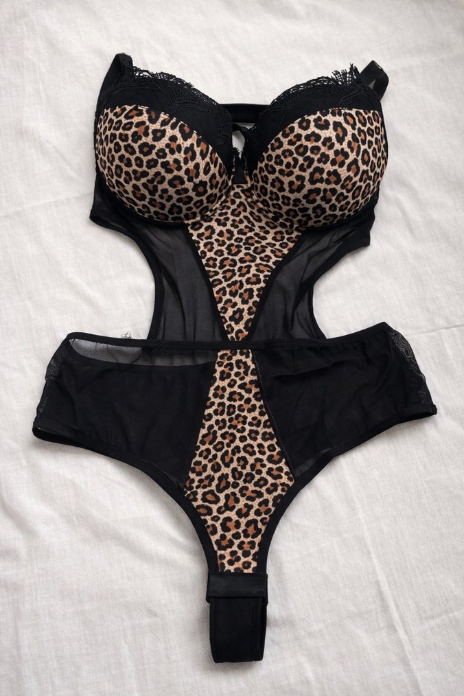 Leopar Desenli Gotik Göğüs Korse Takımı - Görsel 2