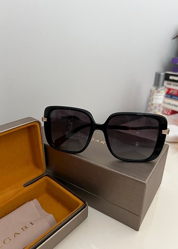 Orijinal BVgari siyah kadın gözlüğü - Görsel 2