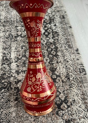 Kırmızı Altın Detaylı Bakır Dekoratif Vazo - Görsel 4