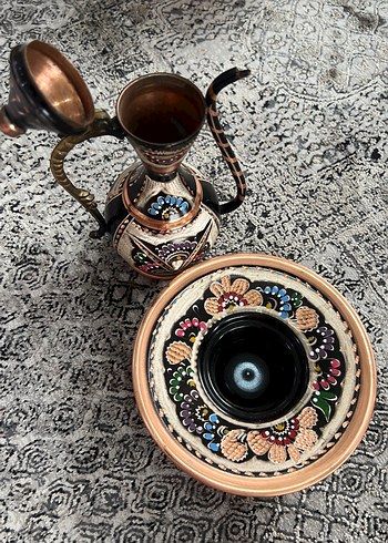 El İşlemeli Bakır Çaydanlık ve Tabak Seti - Görsel 3