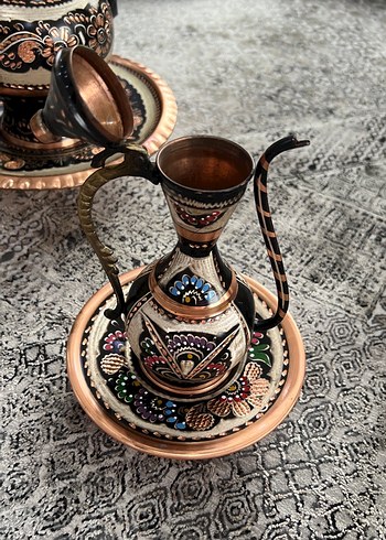 El İşlemeli Bakır Çaydanlık ve Tabak Seti - Görsel 2