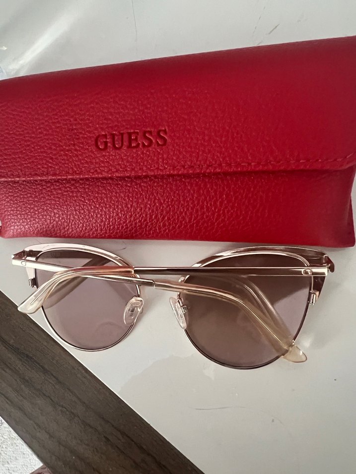 Guess marka Kadın Gözlüğü - Görsel 4