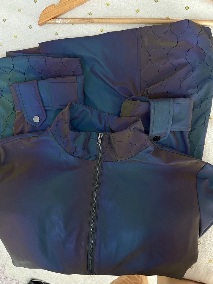 Yargıcı marka parlak kalın yağmurluk ceket - Görsel 3