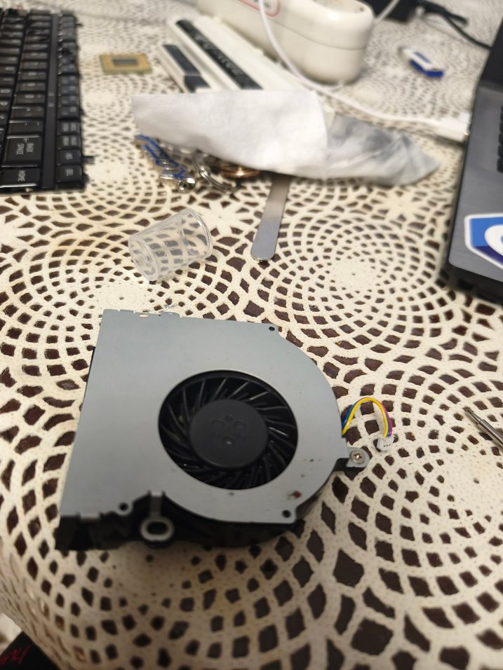Siyah Gri laptop Soğutucu Fan toshiba - Görsel 2