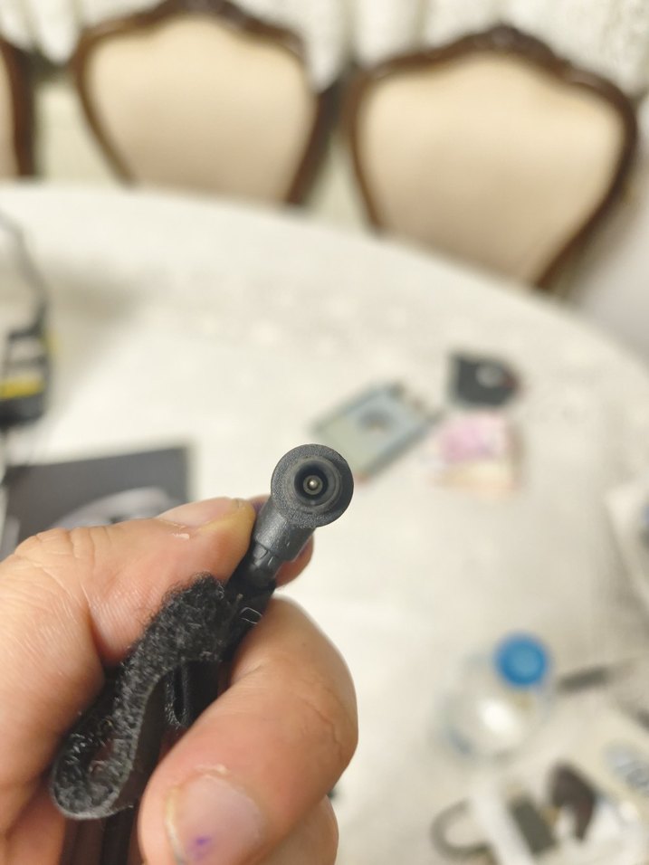 Sony Siyah AC Adaptör 19.5V 2.3A - Görsel 2