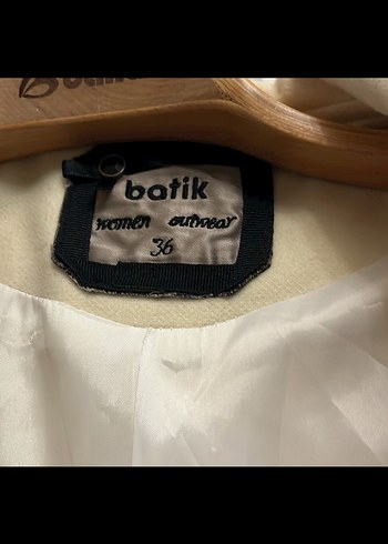 Krem Renkli Kemerli Kadın Kaban 36 beden - Görsel 3