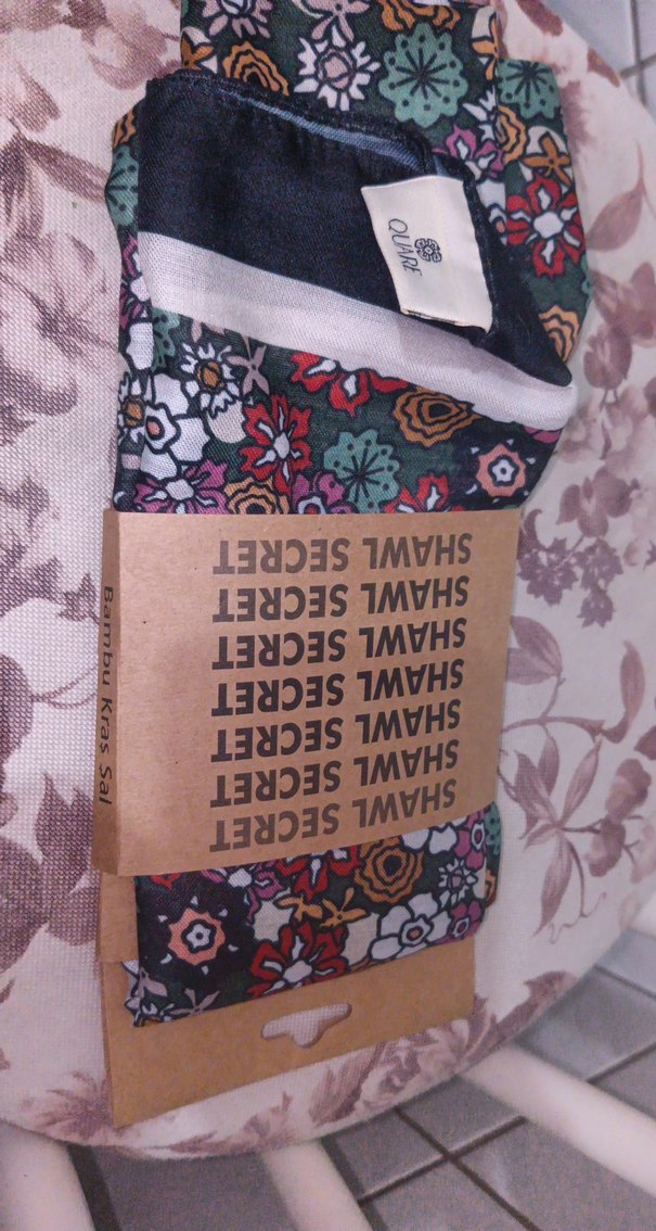 Çiçek Desenli Çok Renkli Bambu Kraş Şal - Görsel 2