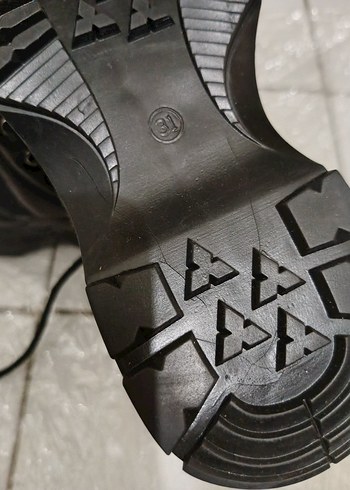 Kemer Detaylı siyah çocuk botu - Görsel 5