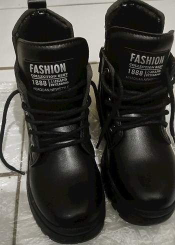 Kemer Detaylı siyah çocuk botu - Görsel 2