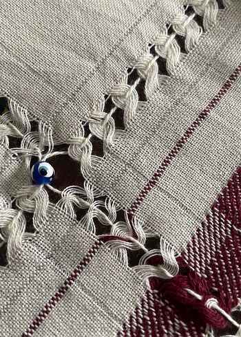 Nakışlı krem el dokuması Masa Örtüsü - Görsel 3