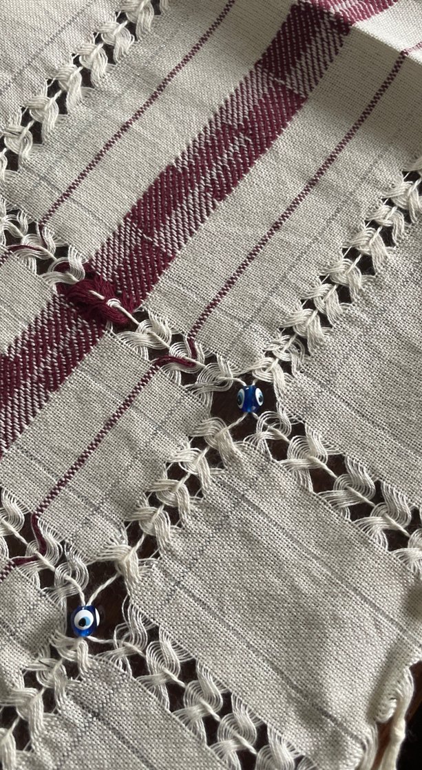 Nakışlı krem el dokuması Masa Örtüsü - Görsel 2