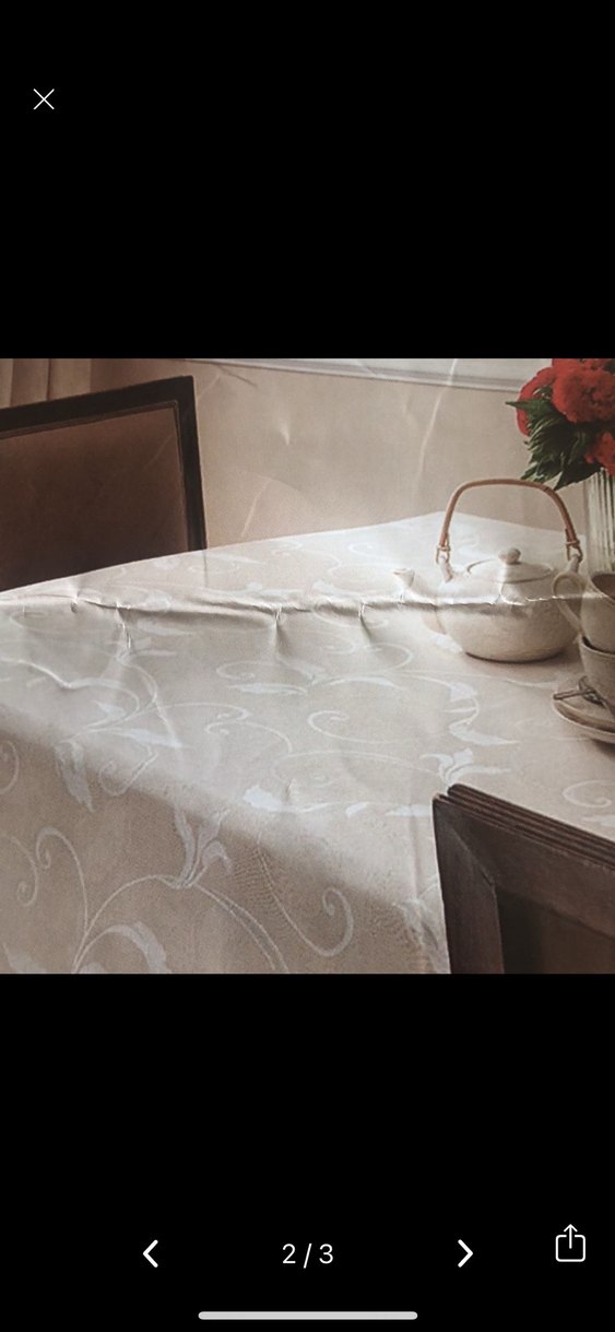 Beyaz Baskılı Taç Masa Örtüsü 160x220 cm - Görsel 2
