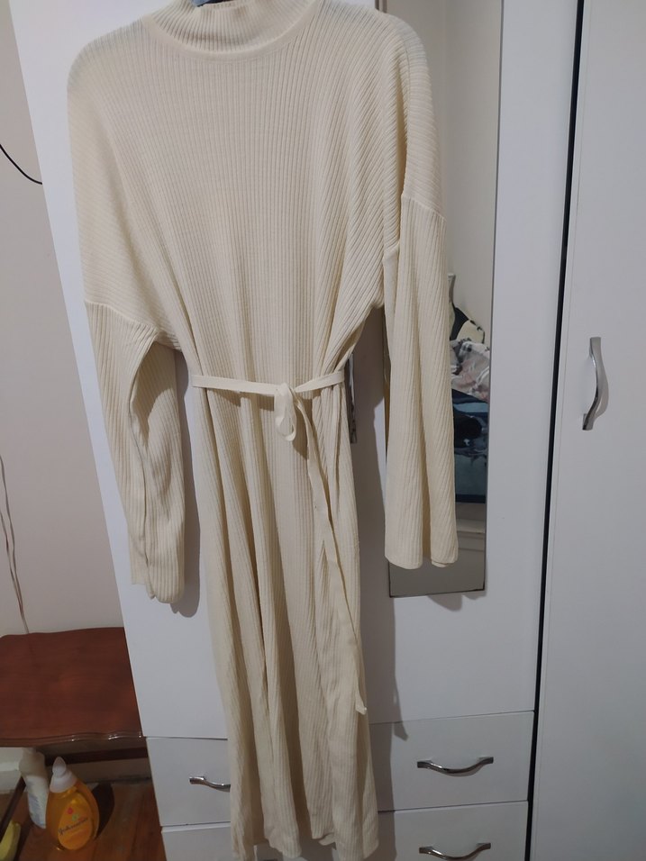 Geniş kollu bel bağlamalı Triko Elbise - Görsel 2