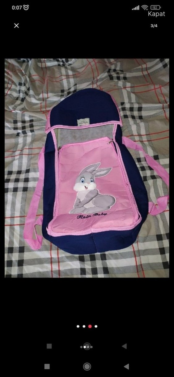 Pembe Baskılı Bebek Taşıma Çantası - Görsel 2