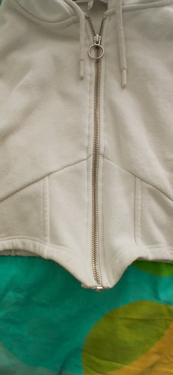 Fermuarlı Beyaz Kapüşonlu korse detay Kadın hırka - Görsel 3