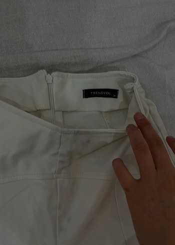 Beyaz Kadın Midi Kumaş Pantolon Fermuarlı - Görsel 3