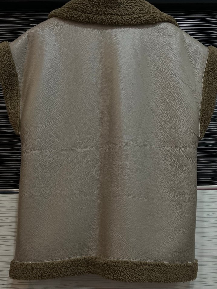 Kürk Detaylı Gri Deri Kolsuz Ceket - Görsel 2
