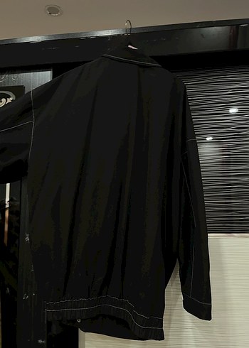 Siyah Düğmeli Salaş Kadın Ceket - Görsel 4