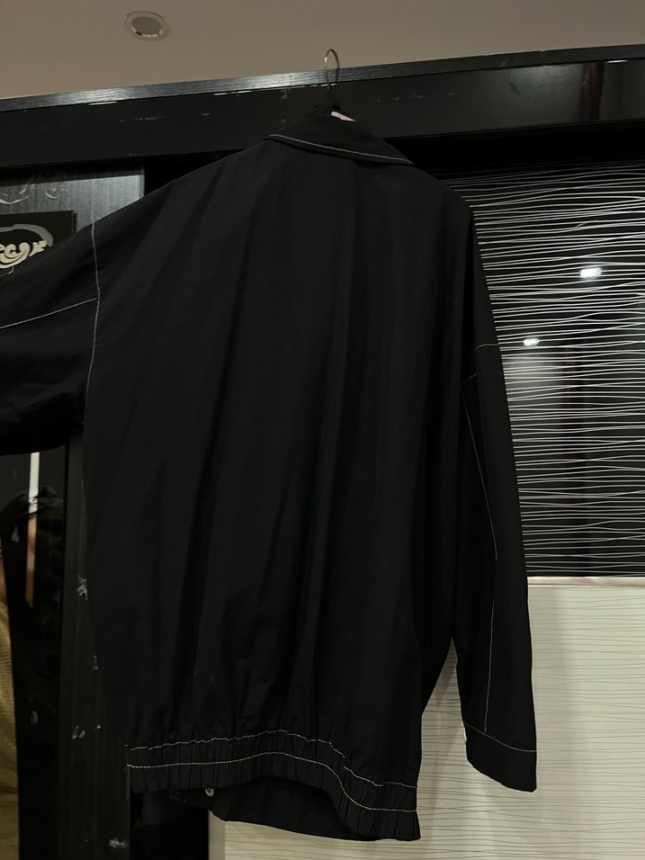 Siyah Düğmeli Salaş Kadın Ceket - Görsel 4