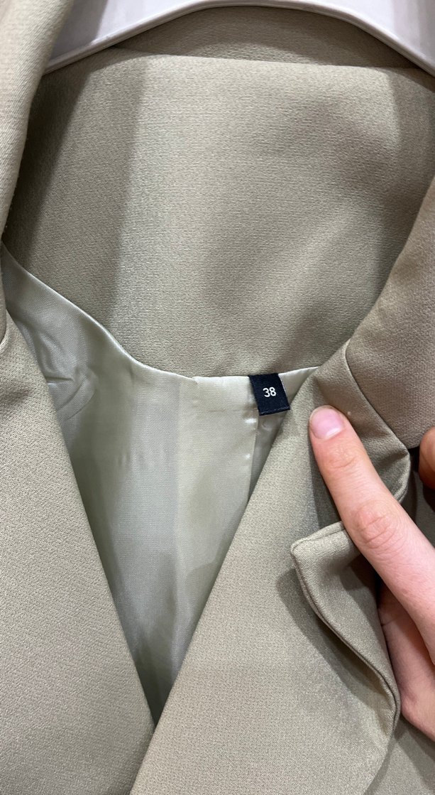 Bej Kemerli Kadın Blazer Ceket - Görsel 2