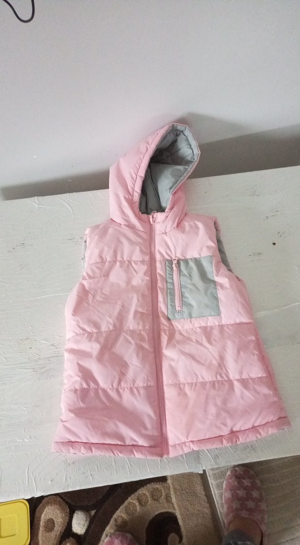 Kız Çocuk Kapüşonlu Gri Yelek - Görsel 3