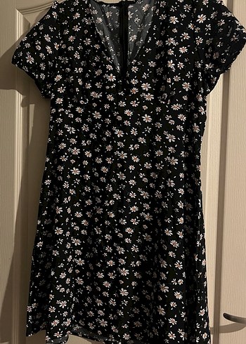 Düğmeli Siyah Çiçekli Midi Elbise - Görsel 4