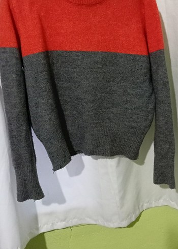 Gri ve turuncu renkli kadın yün kazak - Görsel 4