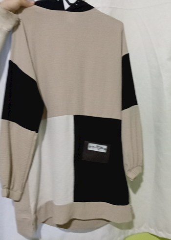 Düğmeli Bej Siyah Desenli Kısa Sweatshirt - Görsel 4