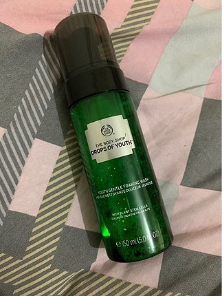The body shop Drops of Youth Yüz Yıkama Köpüğü
