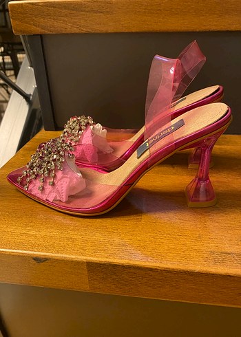 Pembe Parlak Tokalı Yüksek Topuklu Kadın Ayakkabı - Görsel 2