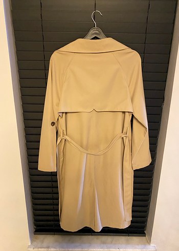 Stradivarius Bej Kadın Uzun Düğmeli Trençkot - Görsel 2