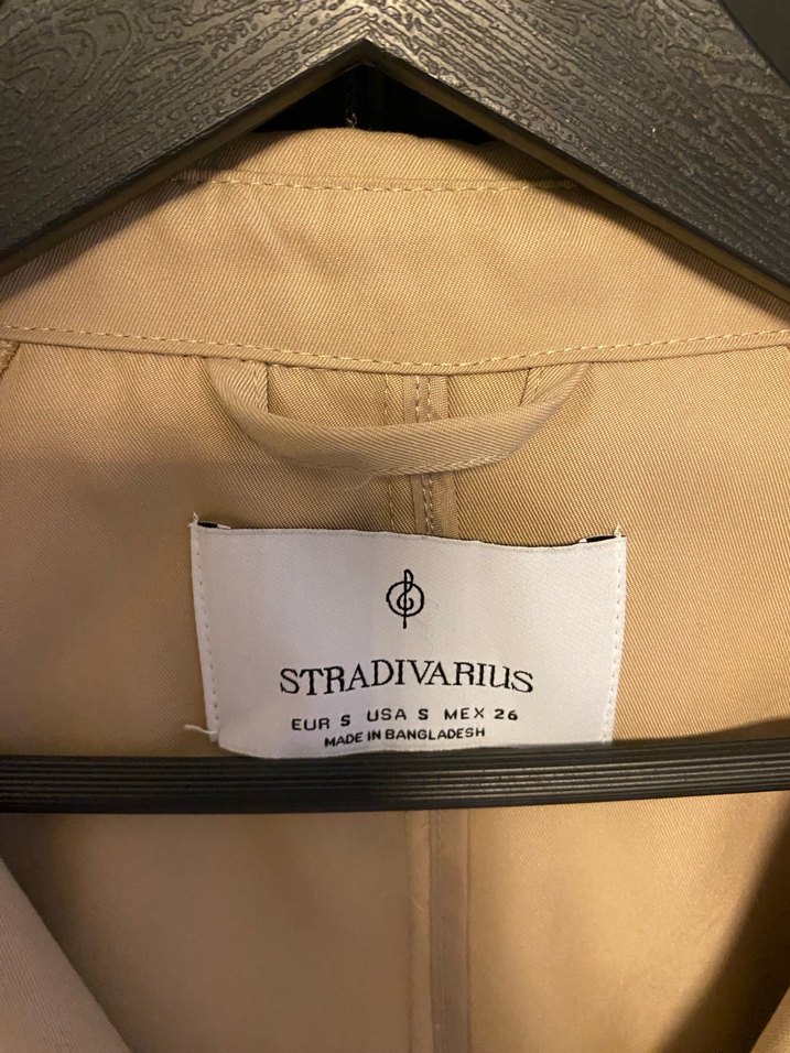 Stradivarius Bej Kadın Uzun Düğmeli Trençkot - Görsel 3