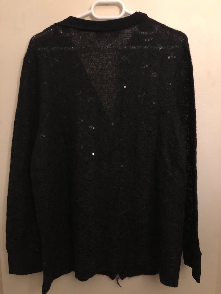 Siyah Düğmeli Uzun Kollu Triko Hırka - Görsel 2