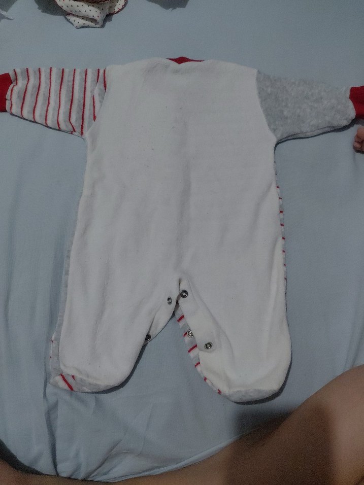 Uzun Kollu Gri Desenli Bebek Tulum - Görsel 2