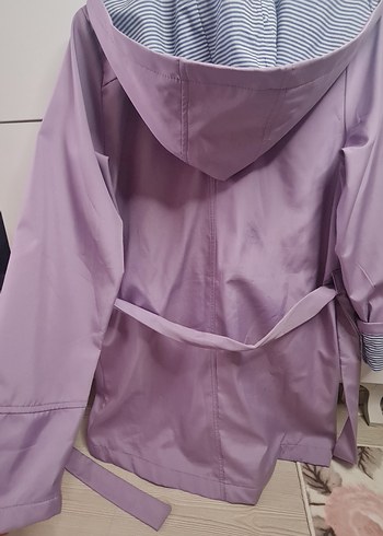 Mor Düğmeli Midi Yağmurluk - Görsel 2