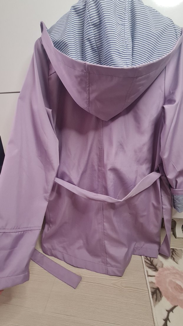 Mor Düğmeli Midi Yağmurluk - Görsel 2