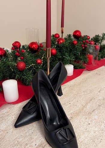 Klasik Siyah Tokalı Stiletto - Görsel 6