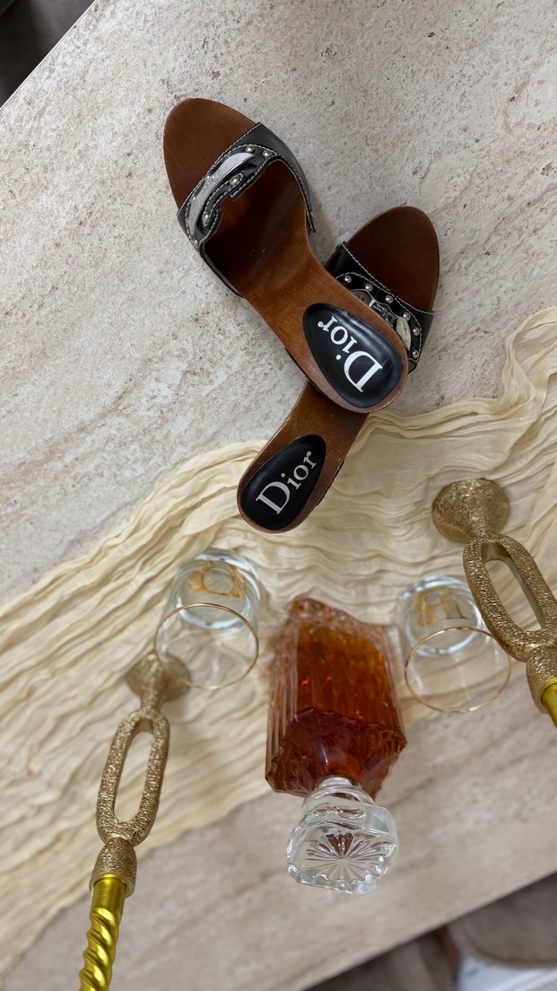 Dior Siyah Deri Yılan Desenli Tokalı Topuklu Terlik - Görsel 2