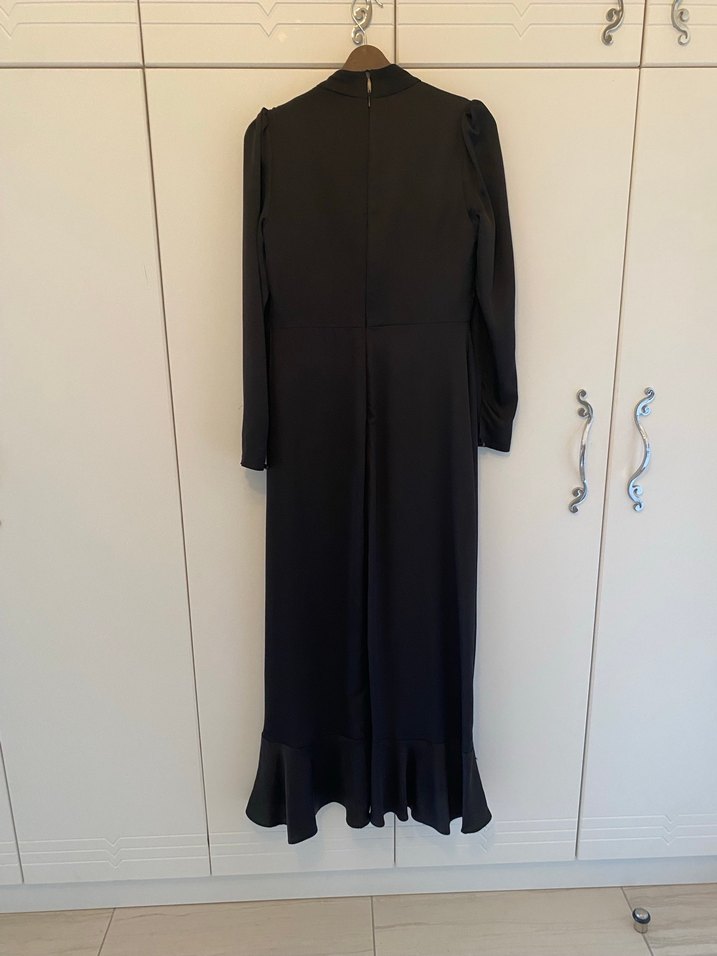 Uzun Kollu Siyah Gotik Uzun Elbise - Görsel 4